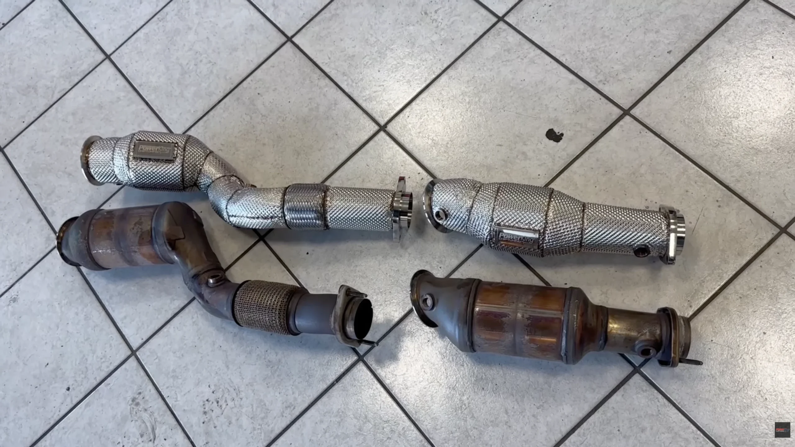 Downpipe PowerKing 200 celle su BMW M2 G87 S58