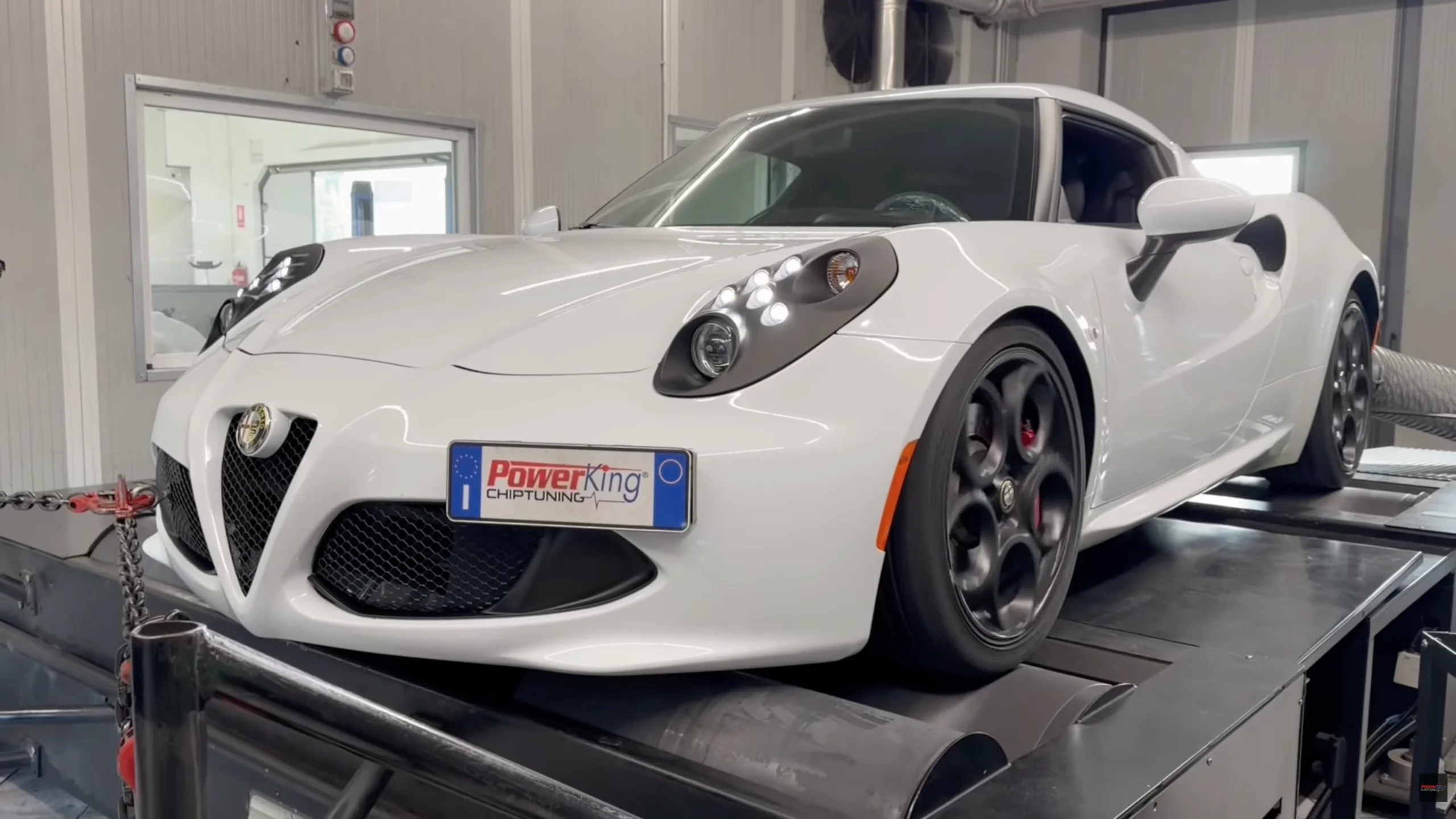 Alfa Romeo 4C – vista principale PowerKing