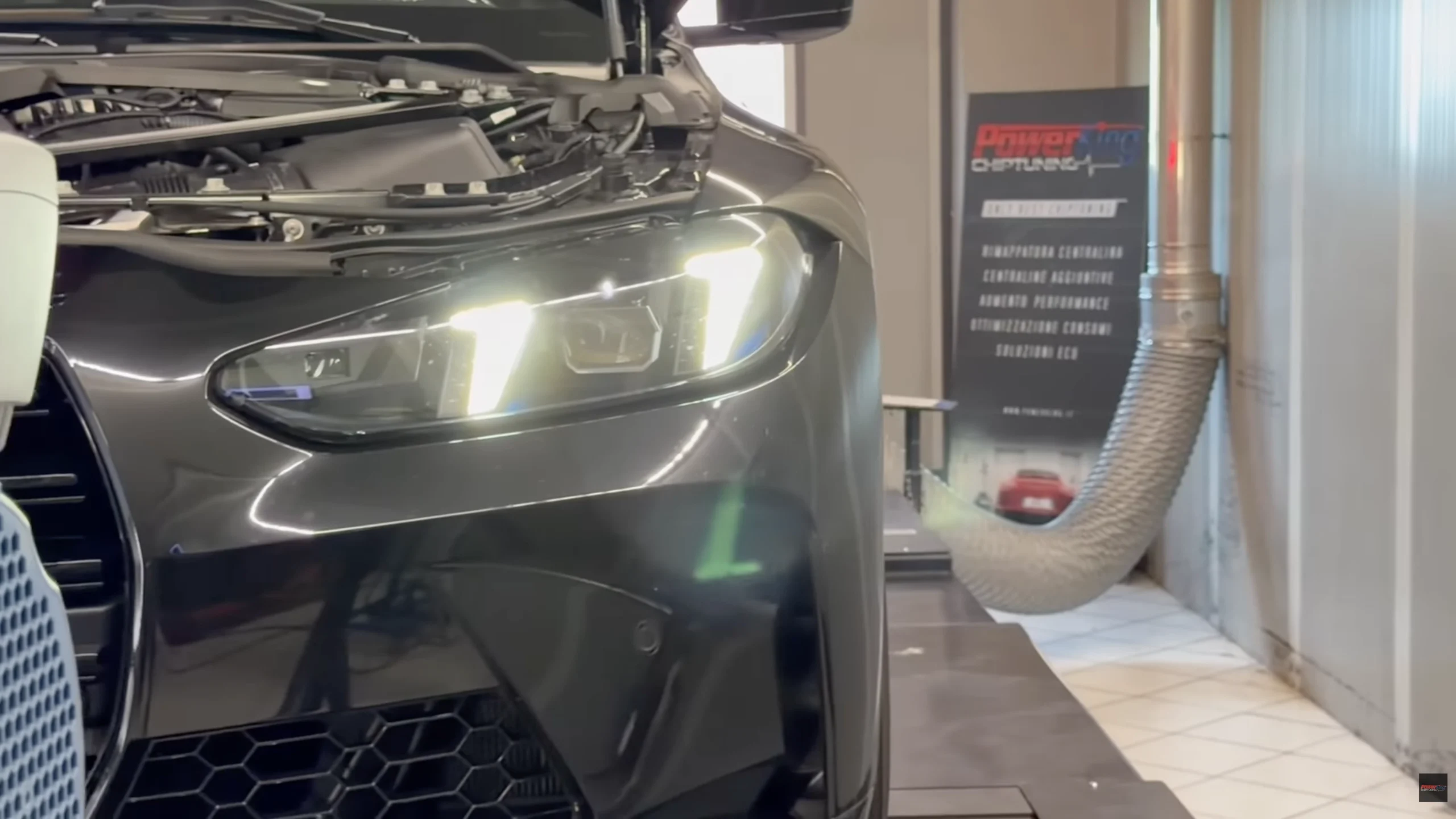 BMW M3 al banco prova PowerKing durante test scarico Z-Pipe